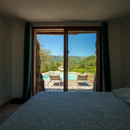 Domaine Acciola 3* Feliceto