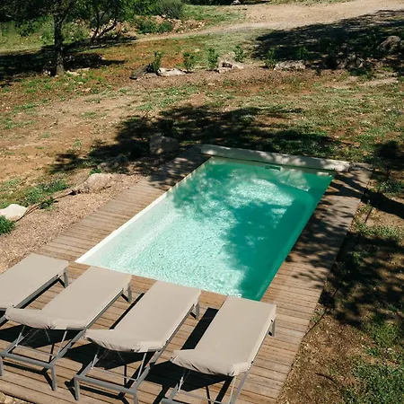 Domaine Acciola Hotel