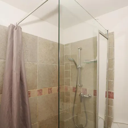 Domaine Acciola 3* פליקטו