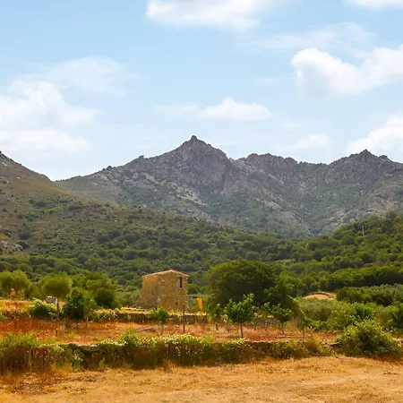Domaine Acciola Hotel 3*